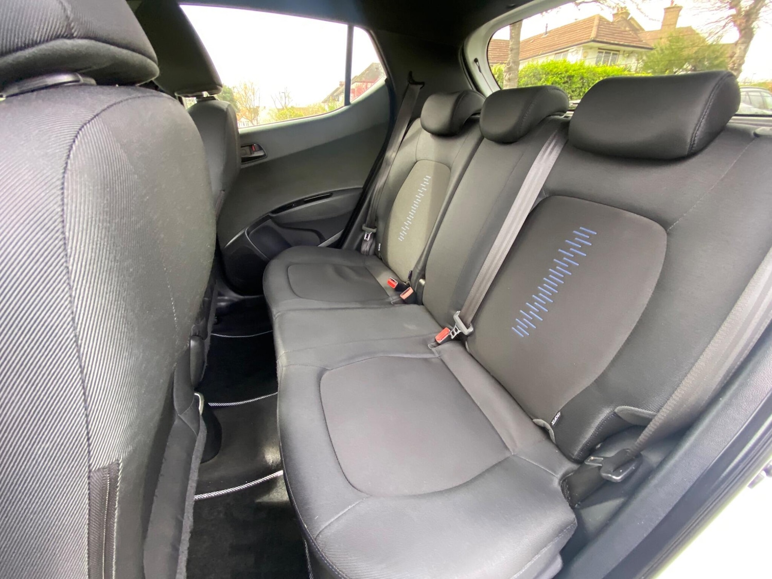 Used Hyundai i10 for sale - 78136349: Photo 20