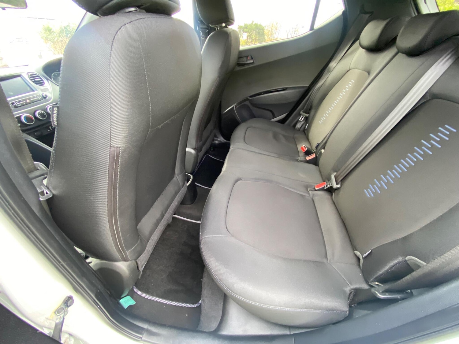 Used Hyundai i10 for sale - 78136349: Photo 21