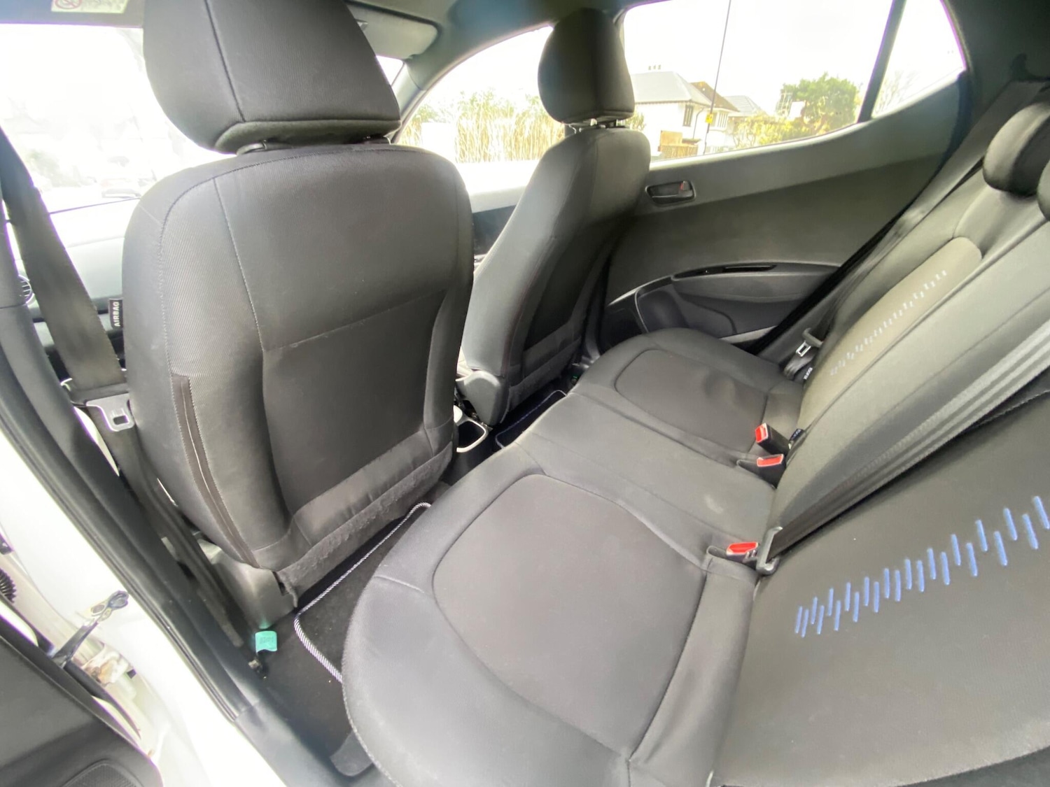 Used Hyundai i10 for sale - 78136349: Photo 22