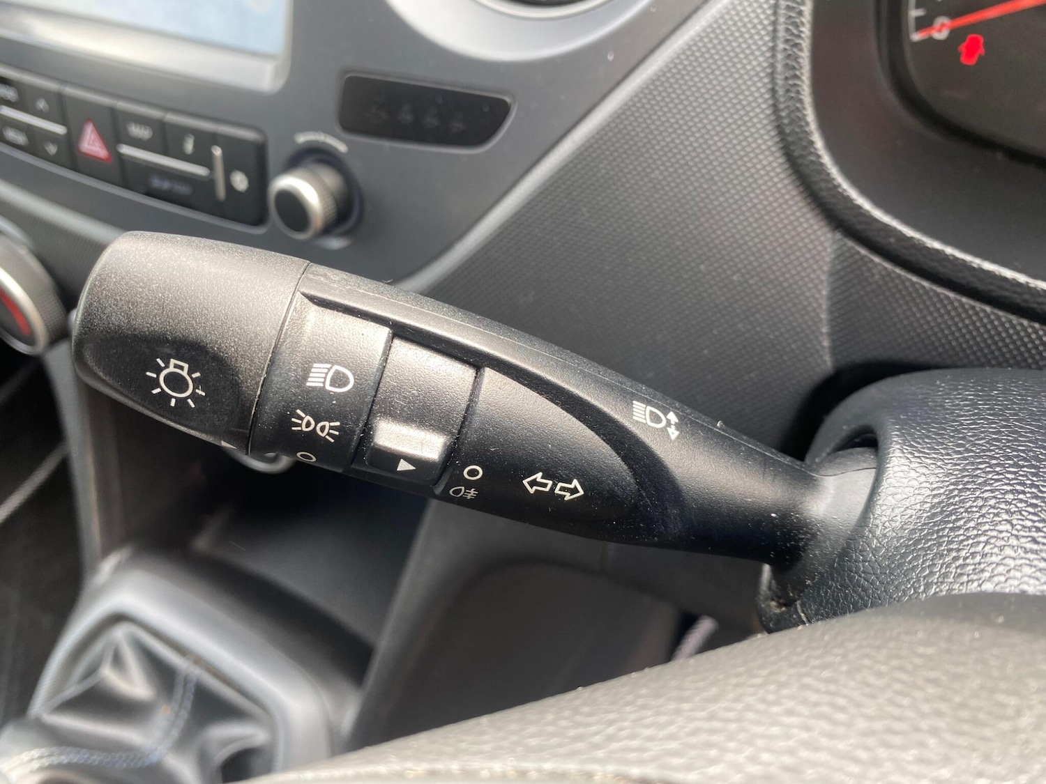 Used Hyundai i10 for sale - 78136349: Photo 34