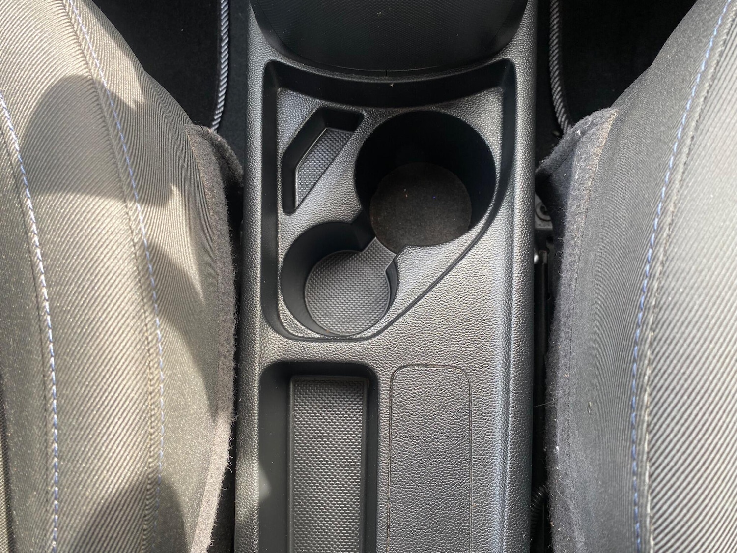 Used Hyundai i10 for sale - 78136349: Photo 39