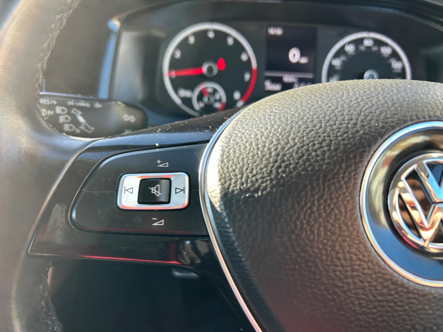 Used Volkswagen Polo for sale - 77716112: Photo 40