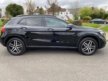 Used Mercedes-Benz GLA 2019 for sale - 77993759: Photo
