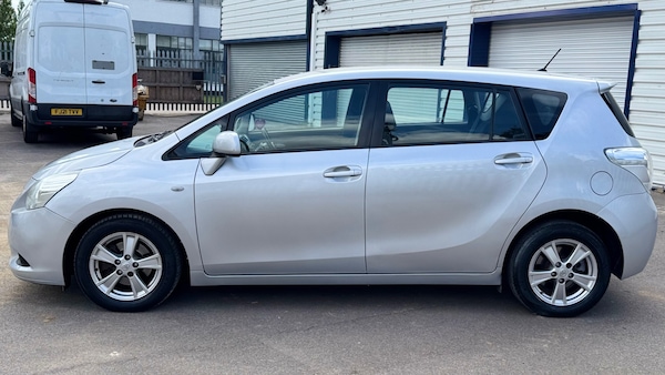 Used Toyota Verso 2009 for sale - 75582730: Photo 10