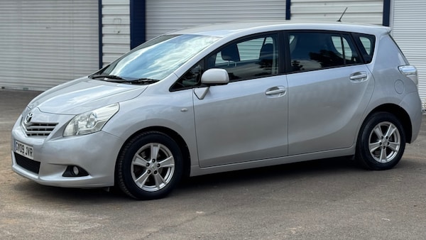 Used Toyota Verso 2009 for sale - 75582730: Photo 11