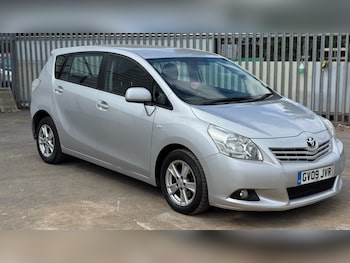 Used Toyota Verso 2009 for sale - 75582730: Photo
