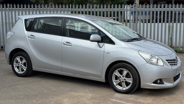 Used Toyota Verso 2009 for sale - 75582730: Photo 3