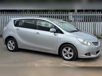 Used Toyota Verso 2009 for sale - 75582730: Photo