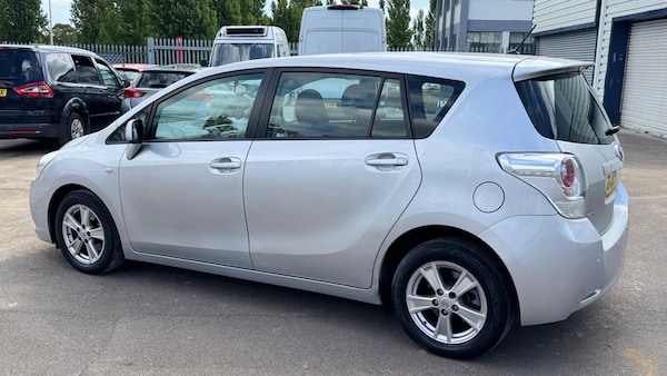 Used Toyota Verso 2009 for sale - 75582730: Photo 9