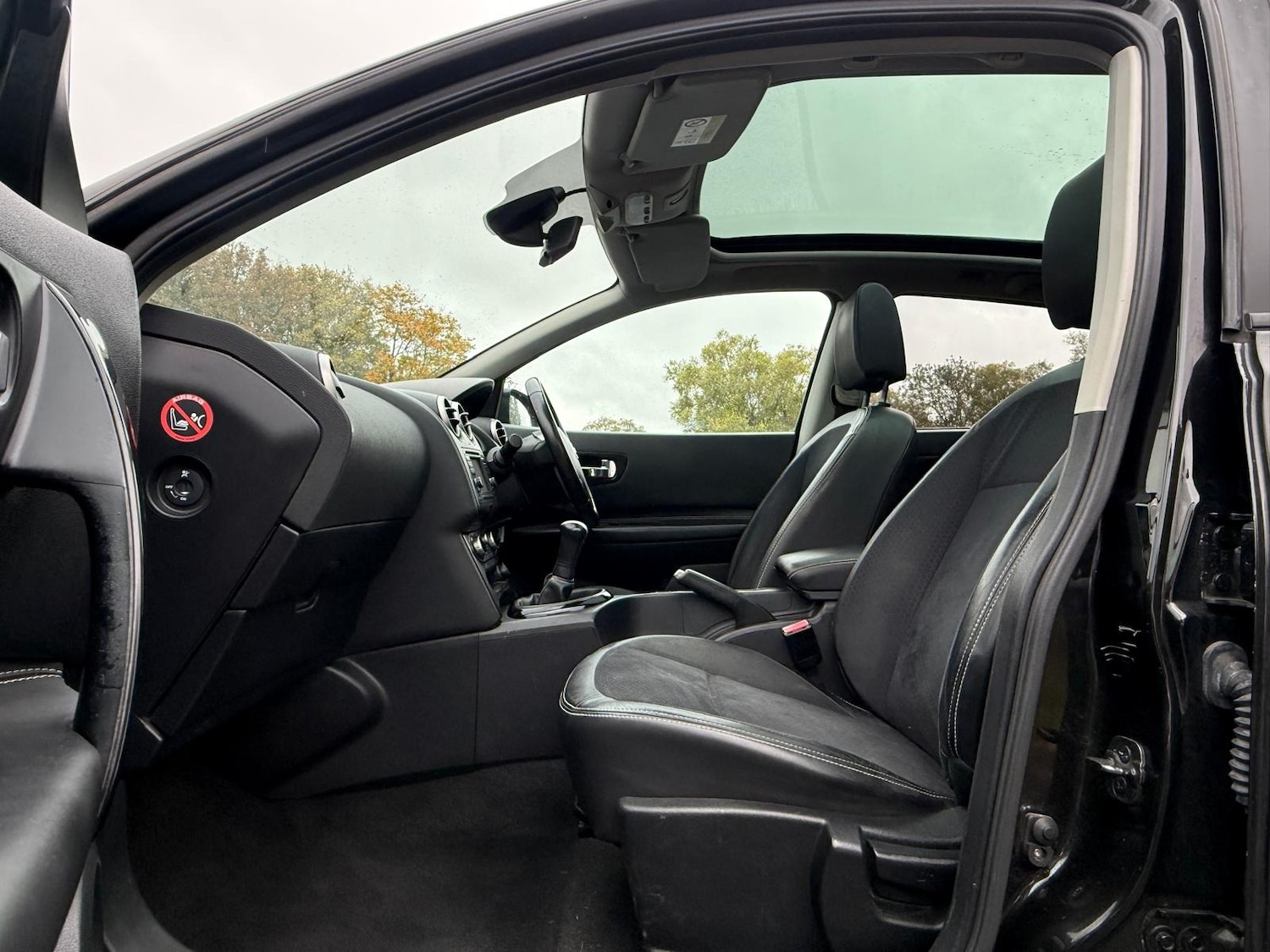 Used Nissan Qashqai 2013 for sale - 76354969: Photo 15