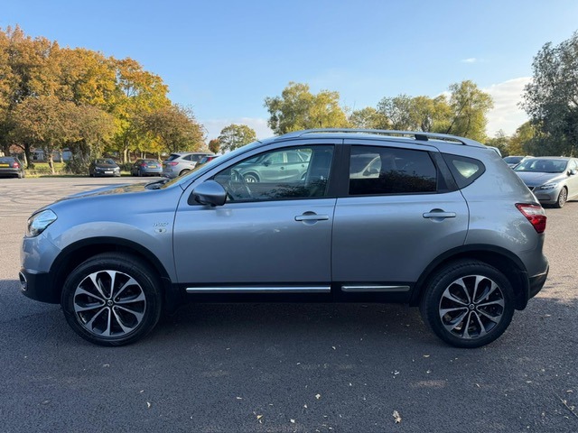 Used Nissan Qashqai 2012 for sale - 76352962: Photo 14
