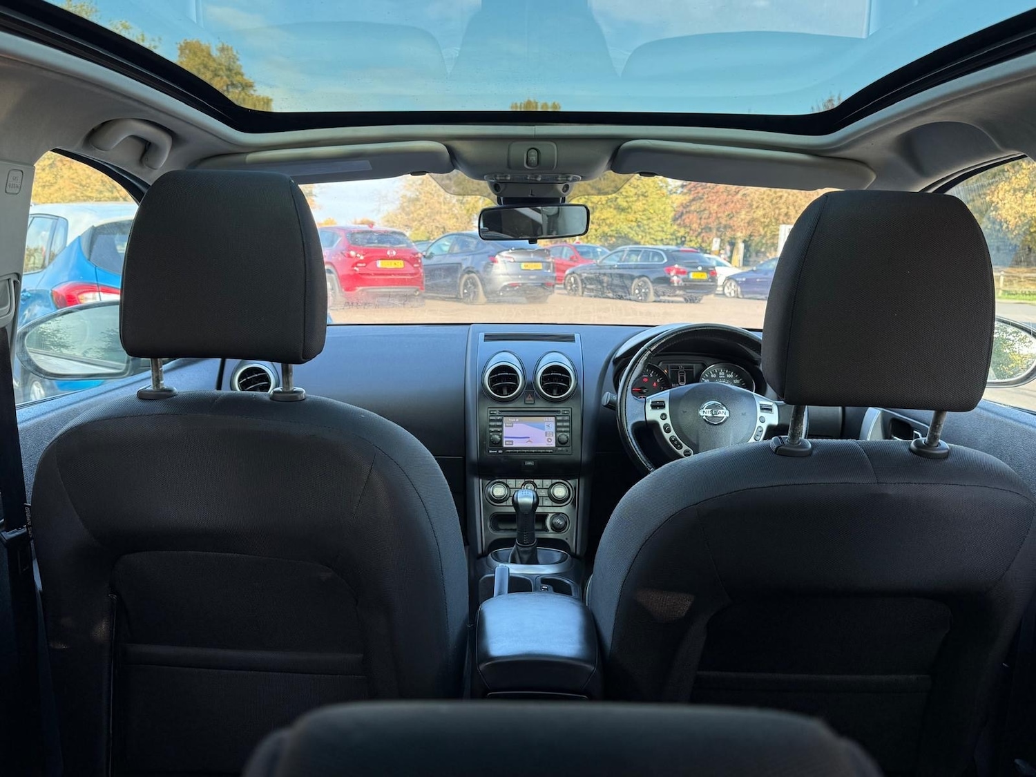 Used Nissan Qashqai 2012 for sale - 76352962: Photo 17