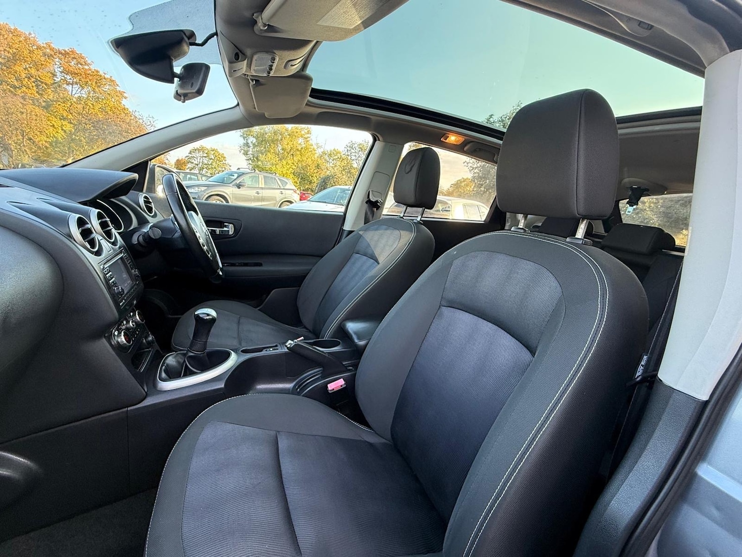 Used Nissan Qashqai 2012 for sale - 76352962: Photo 25