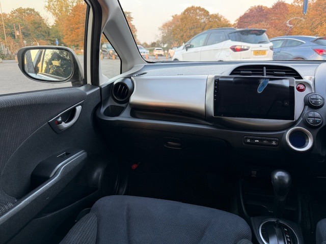 Used Honda Fit 2023 for sale - 76353428: Photo 18