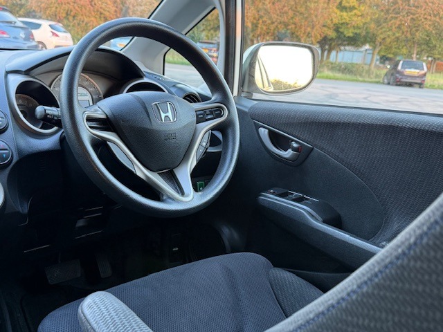Used Honda Fit 2023 for sale - 76353428: Photo 22