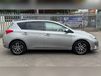 Used Toyota Auris 2014 for sale - 75396819: Photo