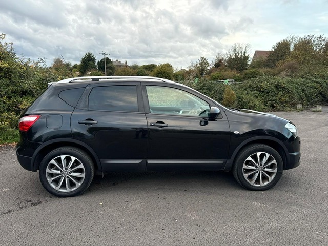 Used Nissan Qashqai 2010 for sale - 76355734: Photo 11