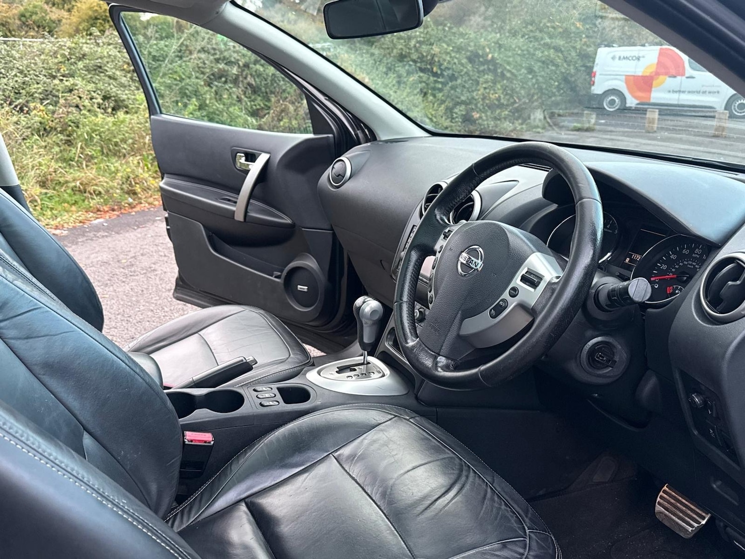 Used Nissan Qashqai 2010 for sale - 76355734: Photo 12