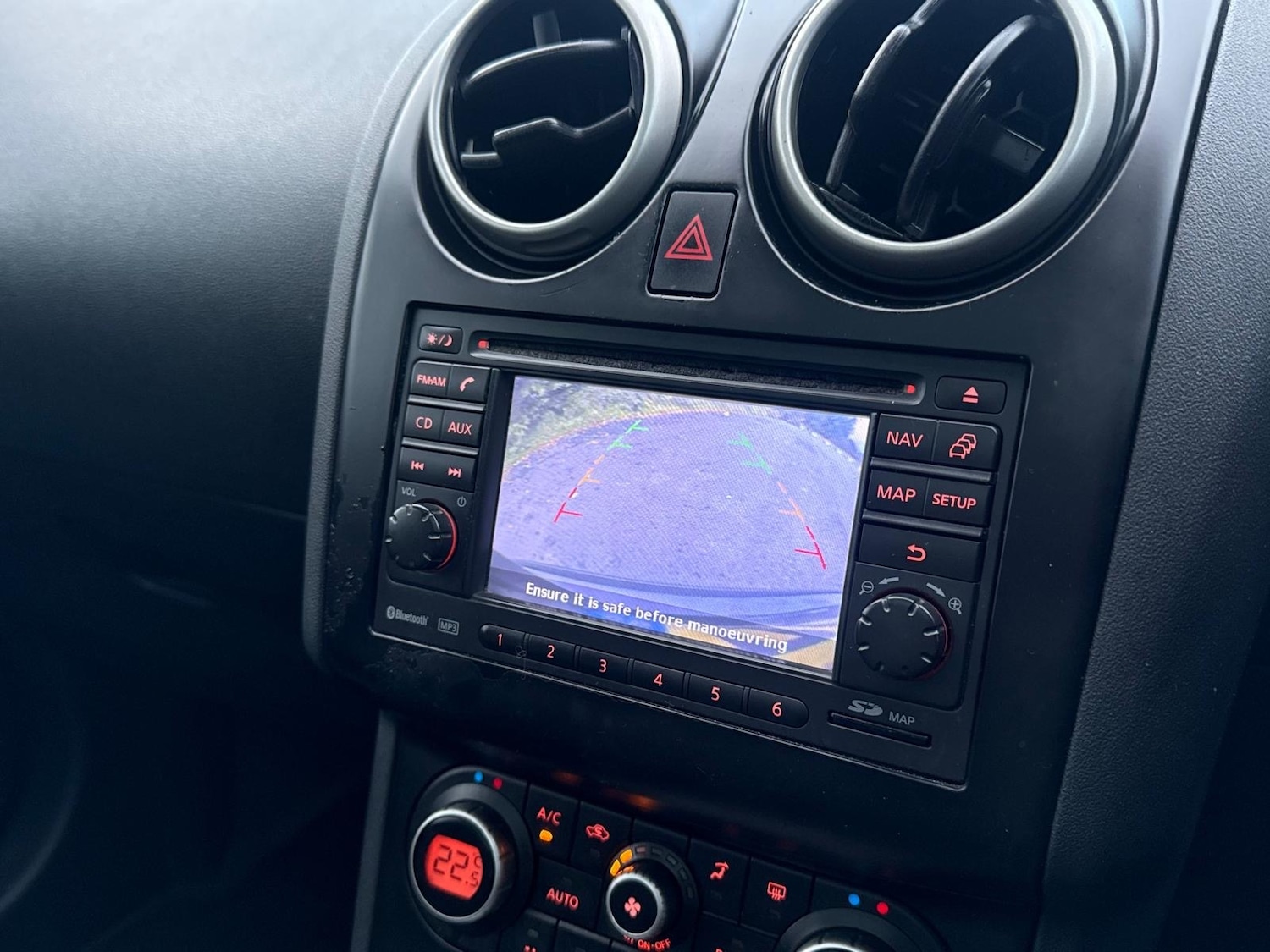 Used Nissan Qashqai 2010 for sale - 76355734: Photo 19