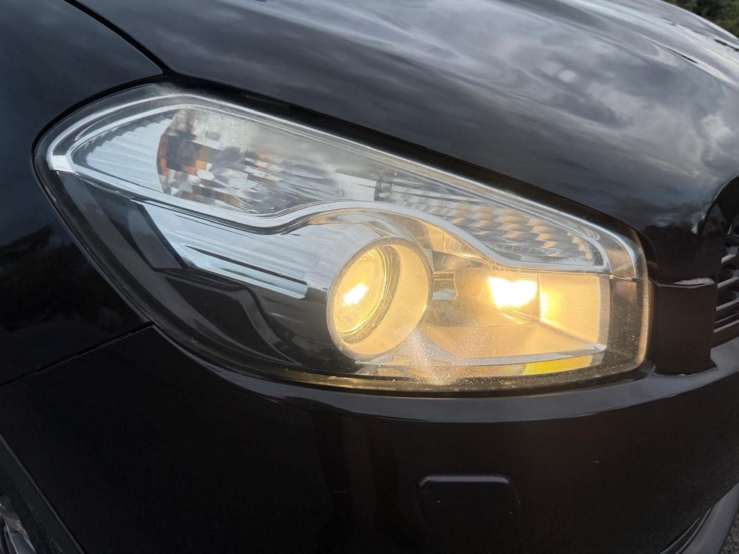 Used Nissan Qashqai 2010 for sale - 76355734: Photo 22