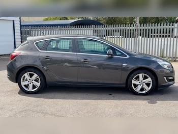 Used Vauxhall Astra 2013 for sale - 75272189: Photo