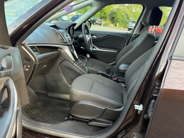 Used Vauxhall Zafira 2015 for sale - 76353711: Photo 13