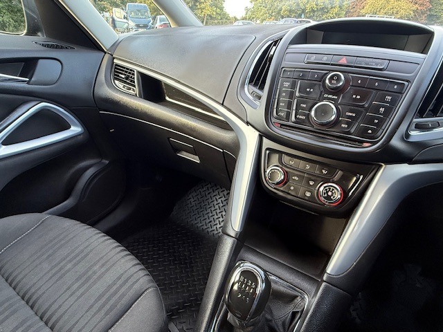 Used Vauxhall Zafira 2015 for sale - 76353711: Photo 15