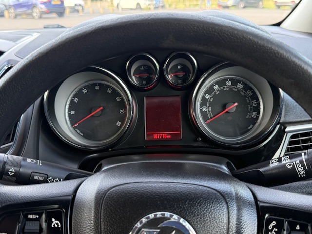 Used Vauxhall Zafira 2015 for sale - 76353711: Photo 17