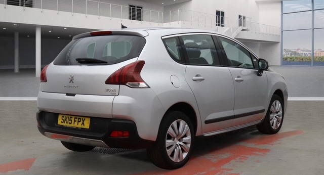 Used Peugeot 3008 2015 for sale - 76363478: Photo 4
