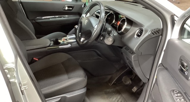 Used Peugeot 3008 2015 for sale - 76363478: Photo 7