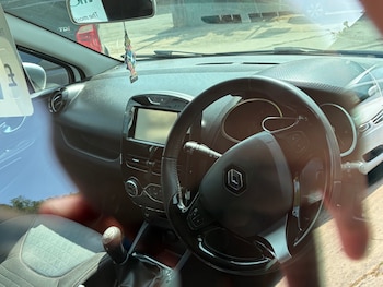 Used Renault Clio 2015 for sale - 79251974: Photo