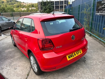 Used Volkswagen Polo 2015 for sale - 76347270: Photo