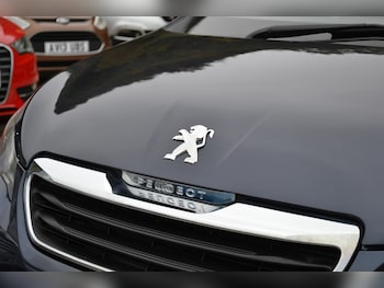 Used Peugeot 108 2014 for sale - 76011923: Photo