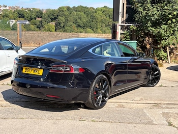 Used Tesla Model S 2017 for sale - 79538109: Photo