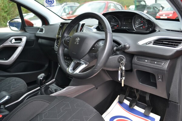 Used Peugeot 2008 2015 for sale - 74398792: Photo 13