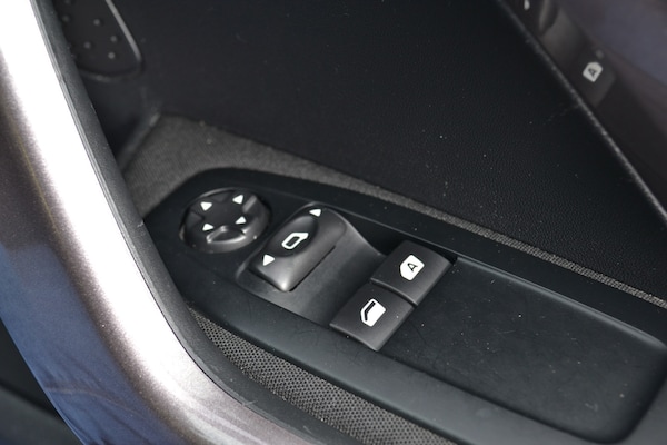 Used Peugeot 2008 2015 for sale - 74398792: Photo 20