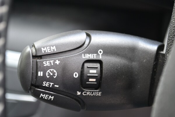 Used Peugeot 308 2015 for sale - 74994567: Photo 17