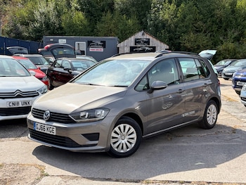 Used Volkswagen Golf SV 2016 for sale - 79400181: Photo