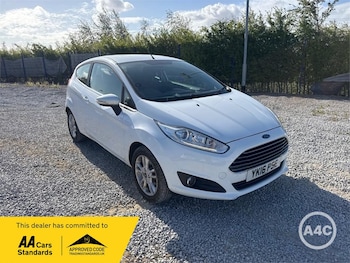 2016 (16) - 1.25 82 Zetec 3dr