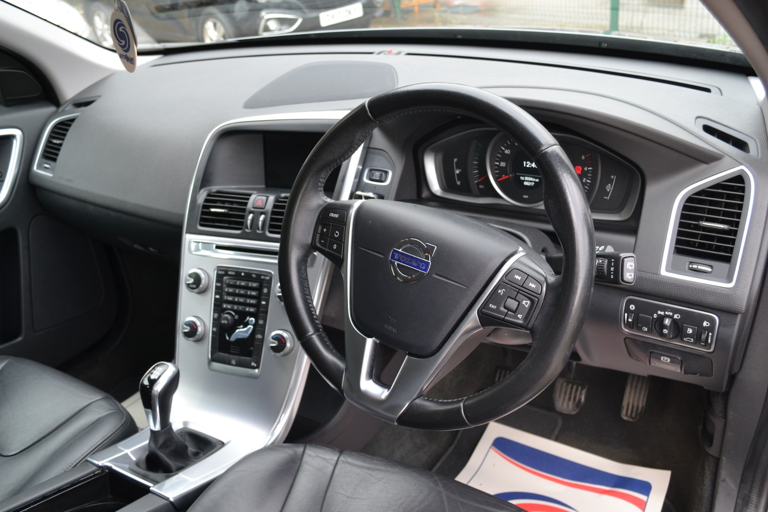 Used Volvo XC60 2017 for sale - 77432253: Photo 13