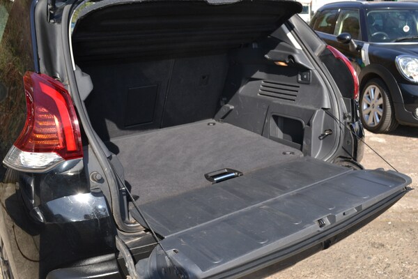 Used Peugeot 3008 2015 for sale - 74086852: Photo 8