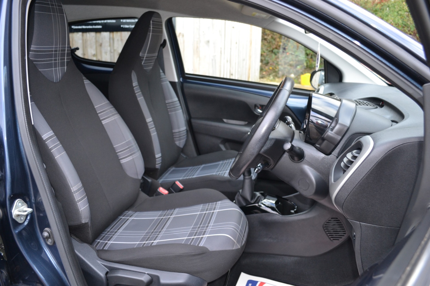 Used Peugeot 108 2017 for sale - 76807446: Photo 11