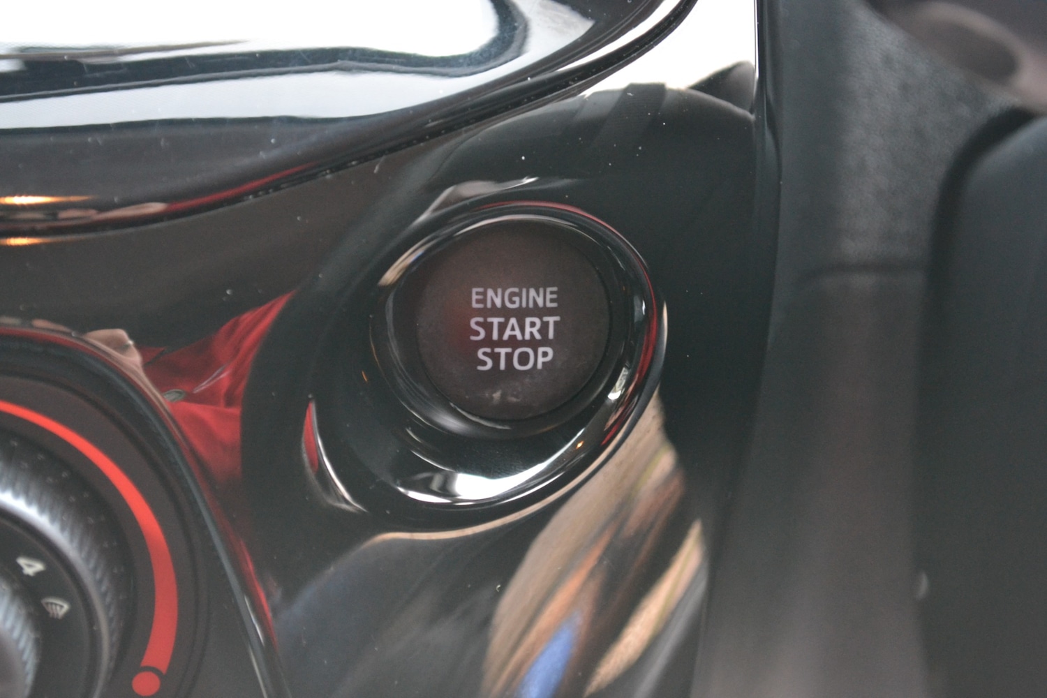 Used Peugeot 108 2017 for sale - 76807446: Photo 17