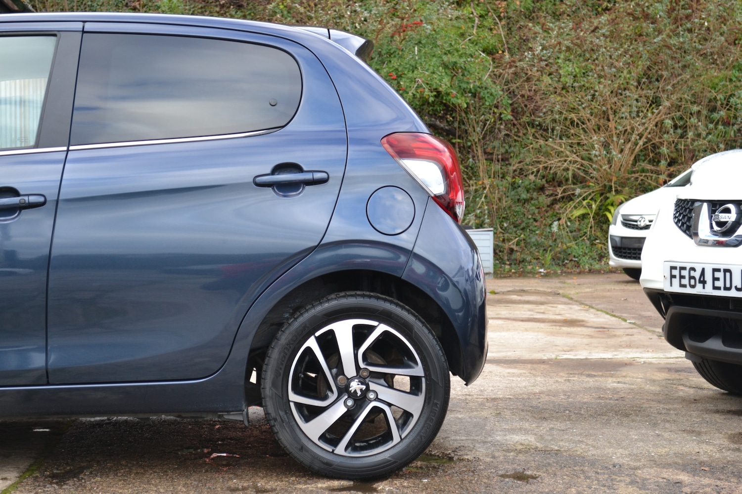 Used Peugeot 108 2017 for sale - 76807446: Photo 4