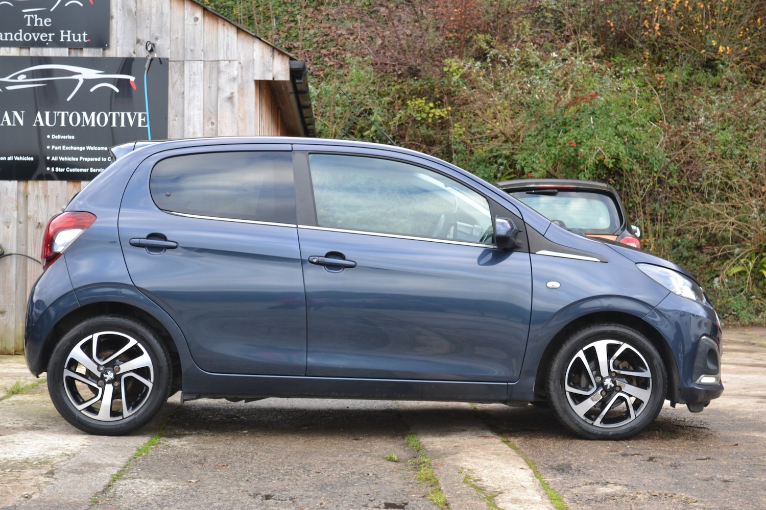 Used Peugeot 108 2017 for sale - 76807446: Photo 9