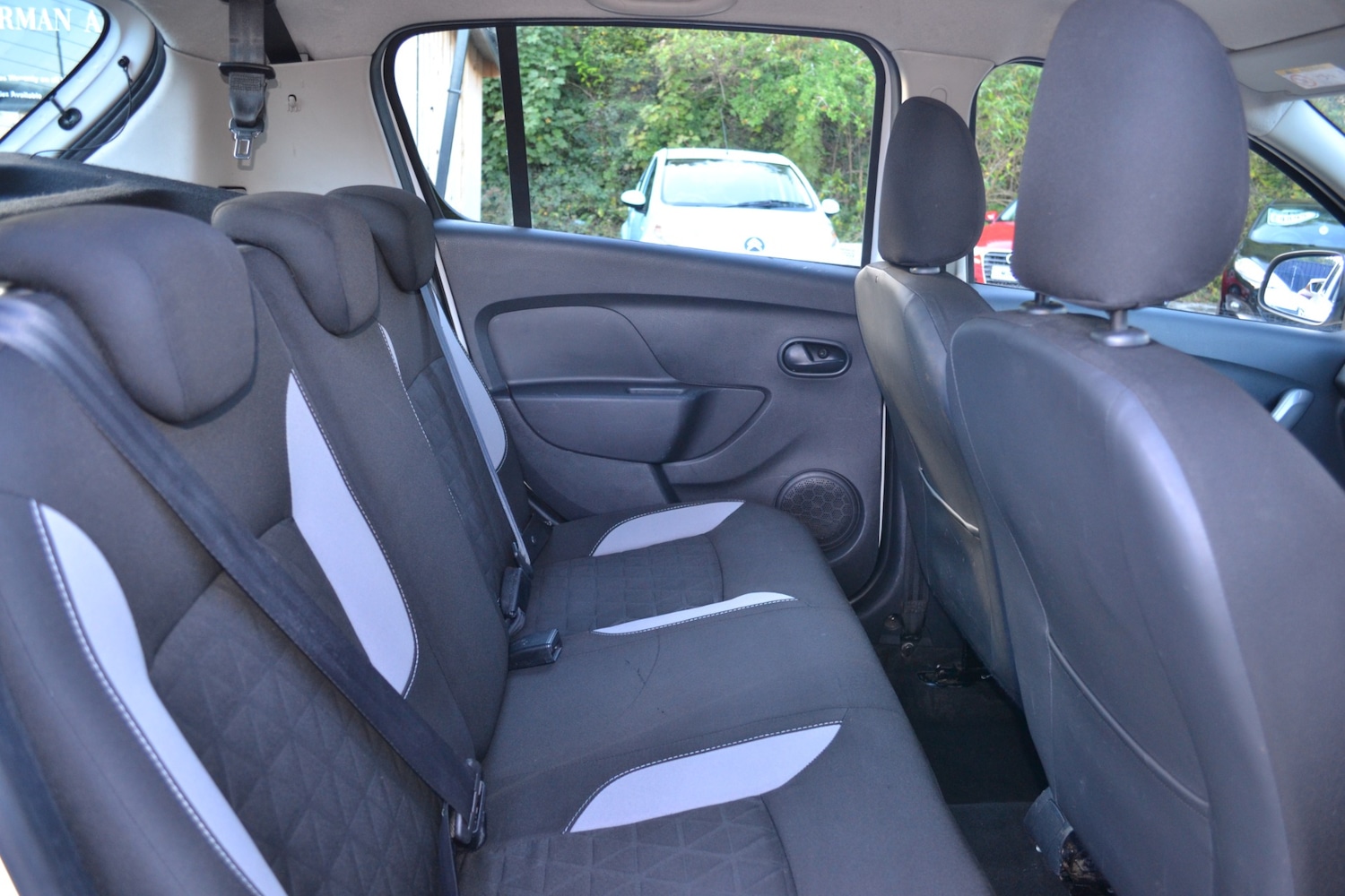 Used Dacia Sandero Stepway 2014 for sale - 75921778: Photo 14