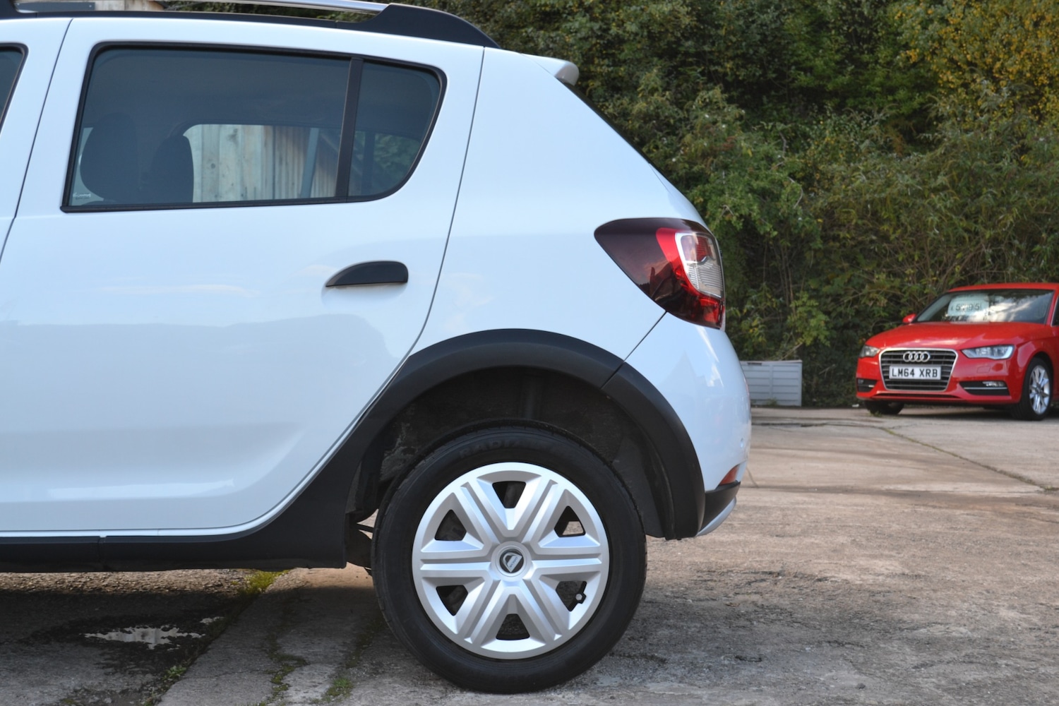 Used Dacia Sandero Stepway 2014 for sale - 75921778: Photo 6