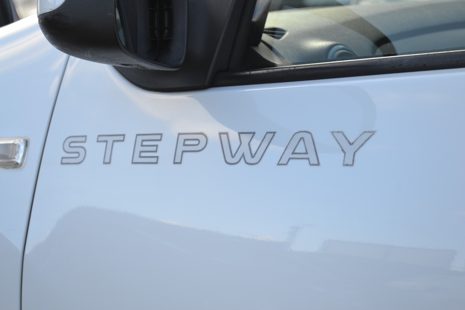 Used Dacia Sandero Stepway 2014 for sale - 75921778: Photo 8