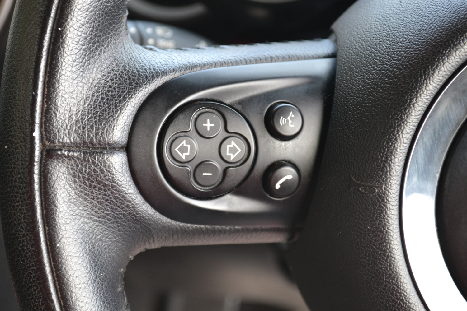 Used MINI Convertible 2013 for sale - 76449429: Photo 18