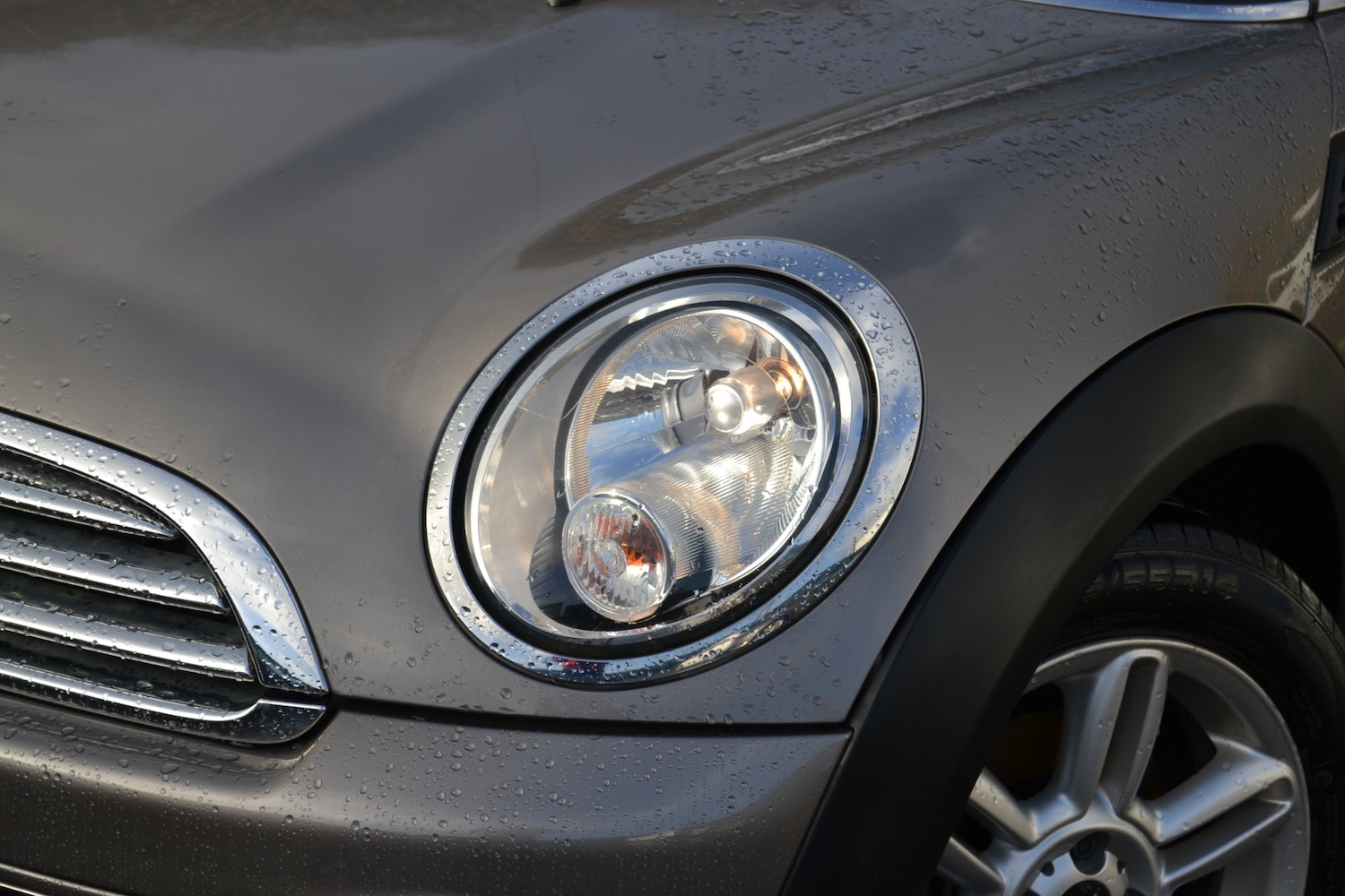 Used MINI Convertible 2013 for sale - 76449429: Photo 2